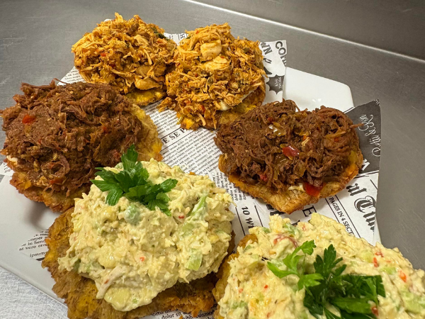 Especialidades venezolanas para catering de Margarita Gourmet en Castellón